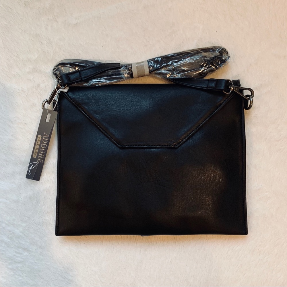 Bags 2 for $15! Lola embroidered clutch NWT - Picture 4 of 8